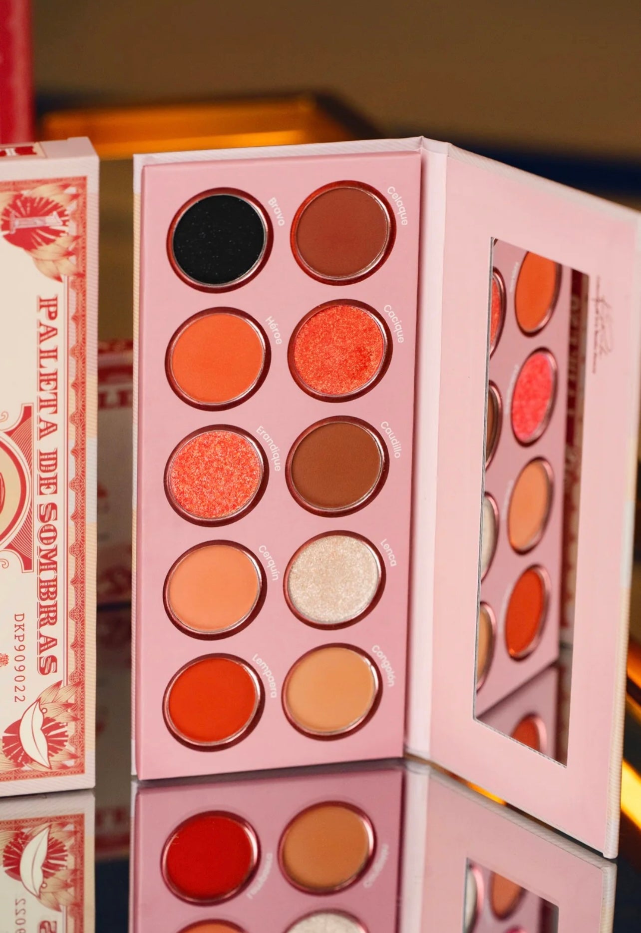 Kriz Reales Beauty Sombras colección lempira