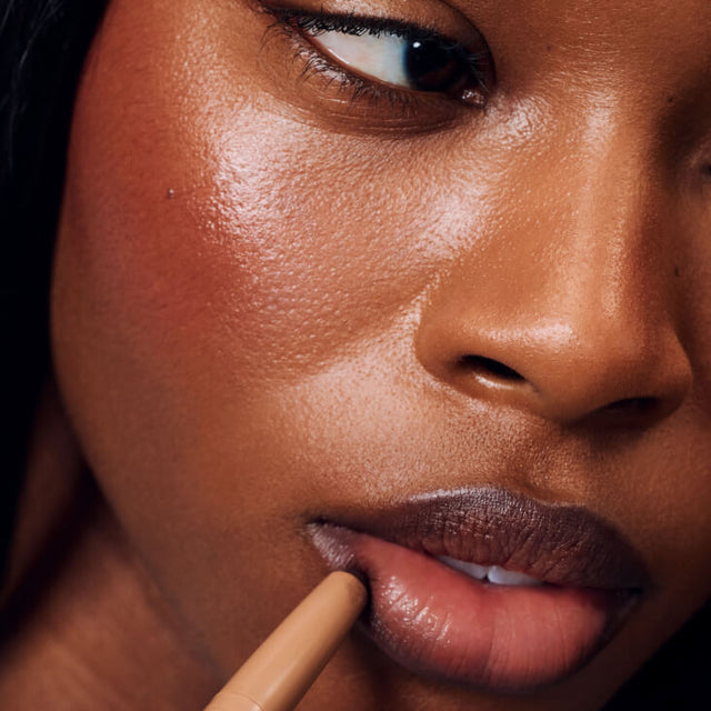 Rhode Peptide Lip Contour