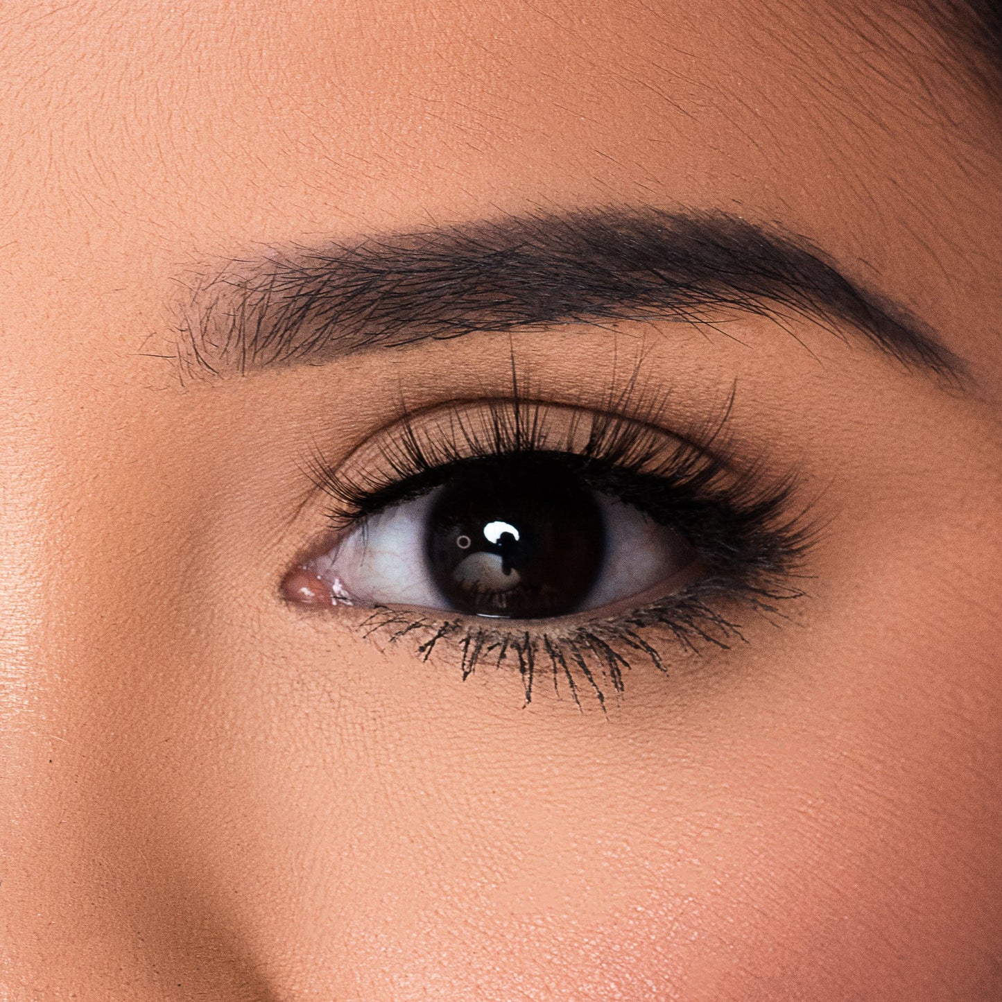 Kriz Reales Beauty pestañas 3D